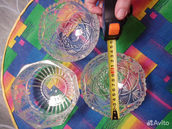 Хрустальные вазы несколько разных внутри