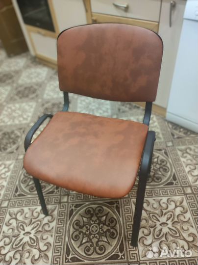 Офисный стул