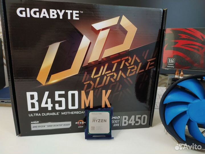 Новый комплект для компьютера с Vega 11