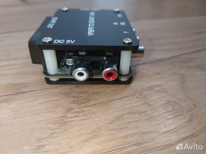 Конвертер Ypbpr to scart / VGA