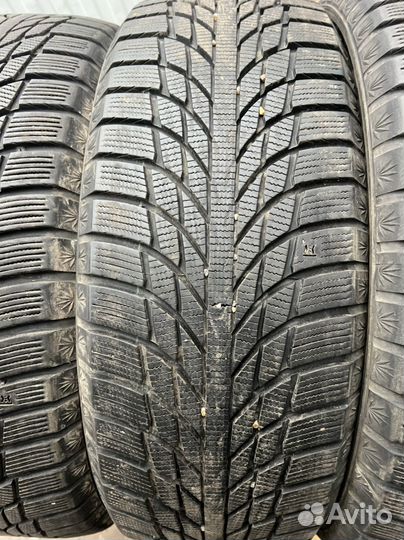 Kumho WinterCraft Ice Wi51 215/55 R18