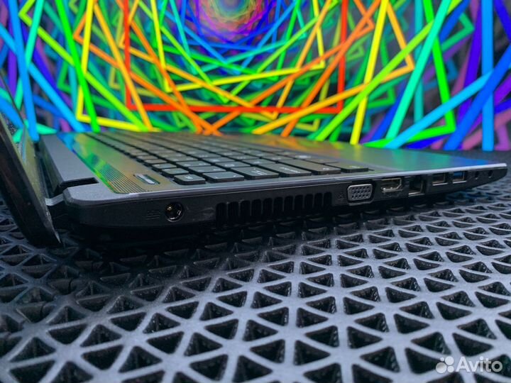 Ноутбук asus для работы на SSD (1208 Н)