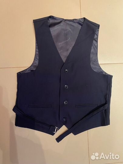 Костюм школьный тройка