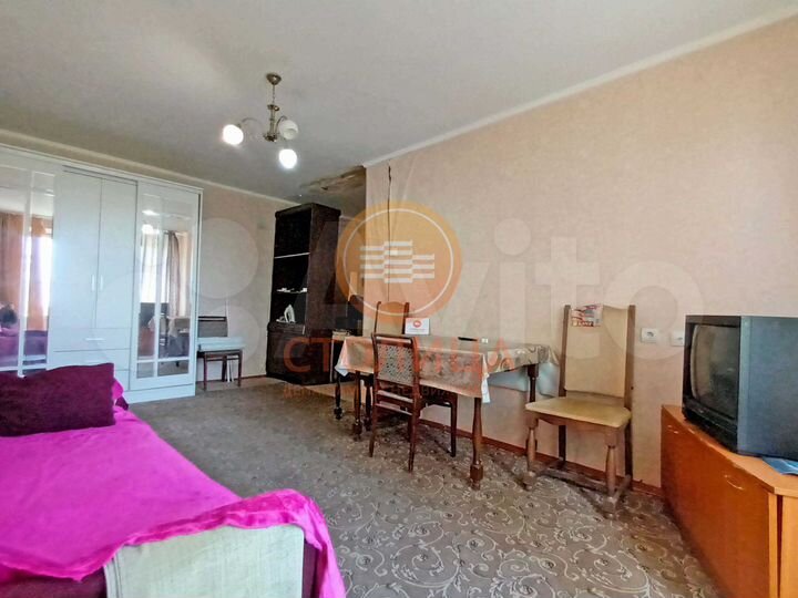 2-к. квартира, 43 м², 5/5 эт.