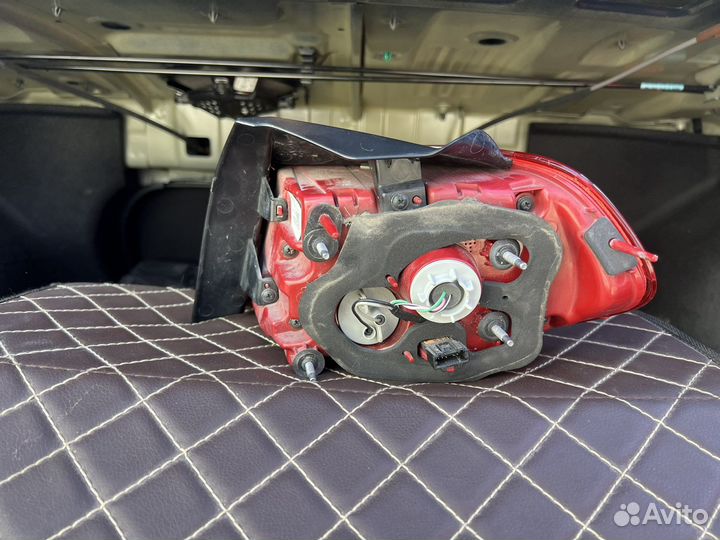 Задний левый фонарь кия к5 LED