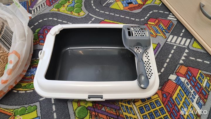 Лоток для кошек новый