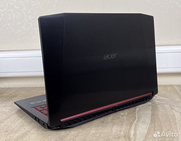 Мощный Acer Nitro 5 AN515 (i5-9300H/ MX 150/ 6 гб)