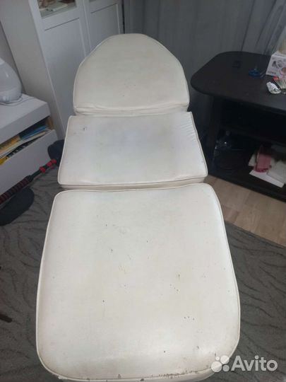 Педикюрное кресло бу, кушетка