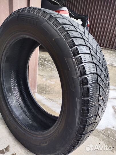 Pirelli Ice Zero 205/55 R16 94T