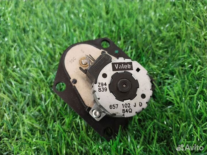 Моторчик заслонки отопителя Opel Vectra (B) II (19