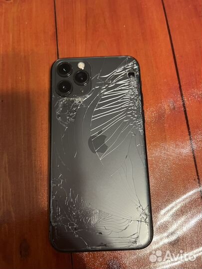 iPhone 11 Pro, 64 ГБ