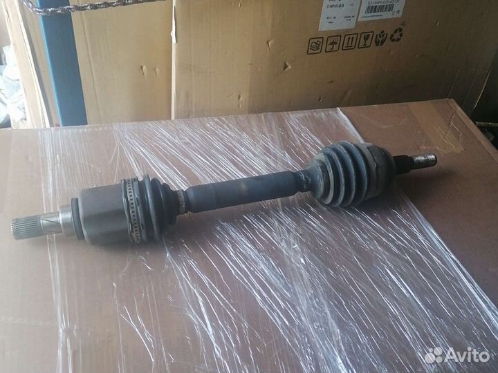 Привод левый фокус 3 2.0 робот