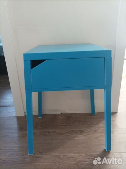 Прикроватный столик IKEA