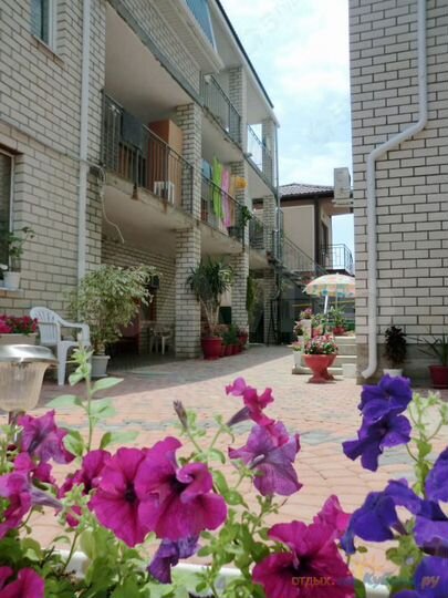 Комната 12 м² в 1-к., 1/2 эт.