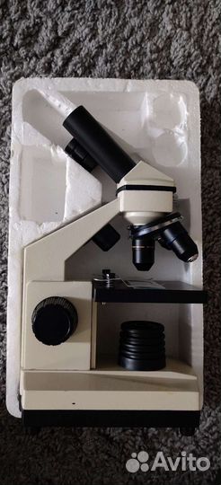 Микроскоп Levenhuk 2L Rainbow