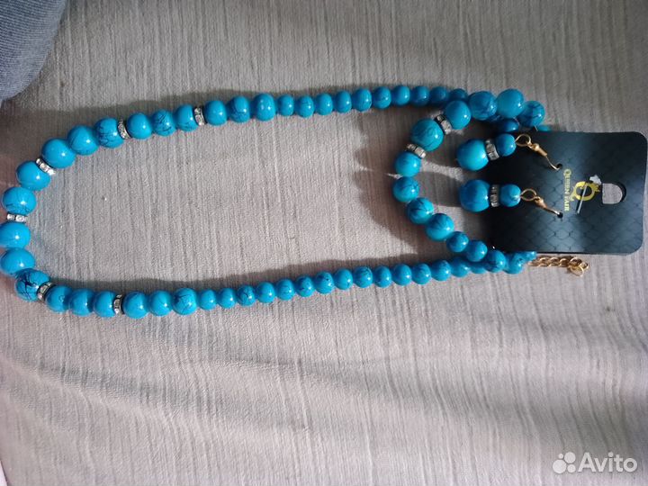 Кольца с натуральным камнем и набор украшений