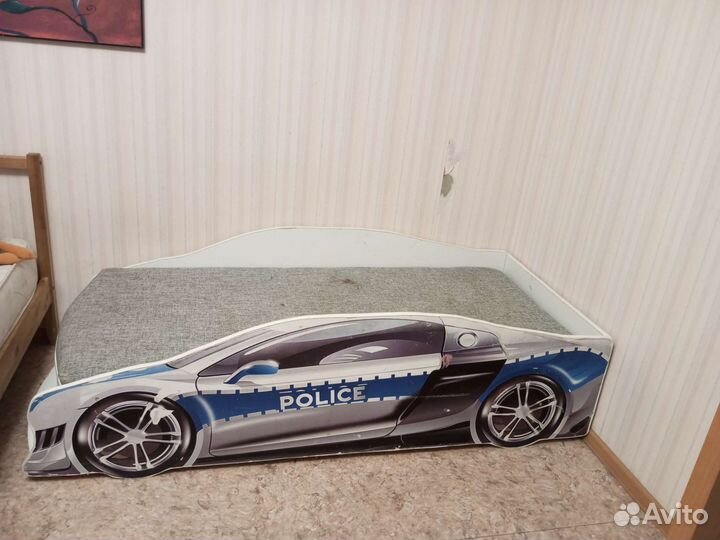 Детская кроватка