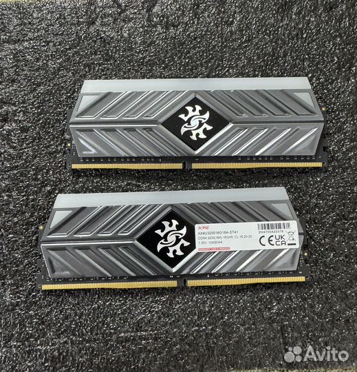 DDR4 Adata XPG Spectrix D41 32GB RGB 3200Mhz