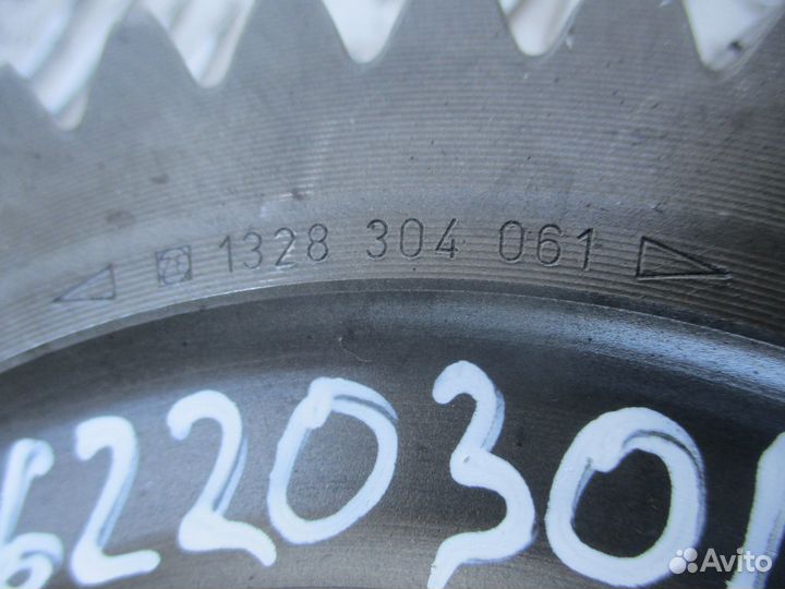 Шестерня задней передачи ZF 1328304061