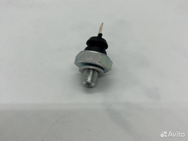 Датчик давления масла Audi skoda volkswagen