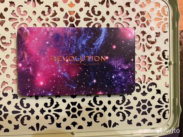 Палетки теней оригинал разные