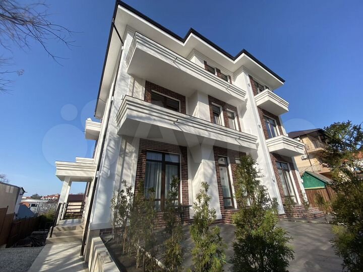 1-к. квартира, 40 м², 1/3 эт.