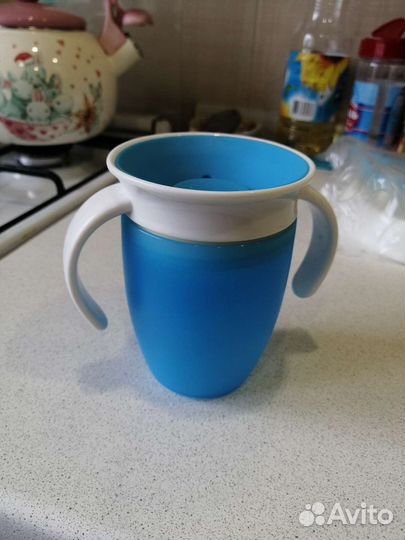 Поильник непроливайка