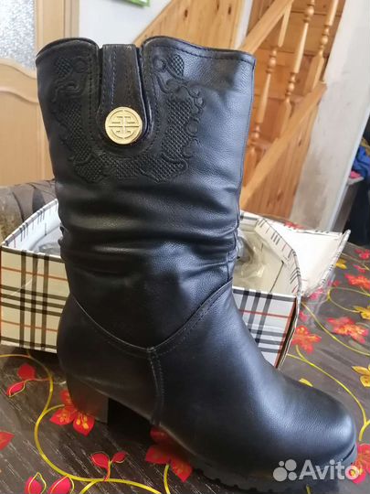 Сапоги женские