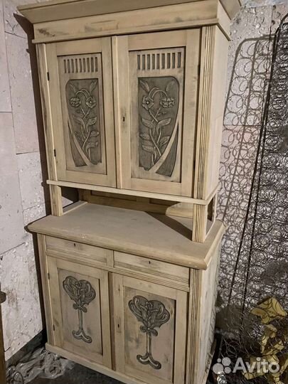 Антикварный буфет