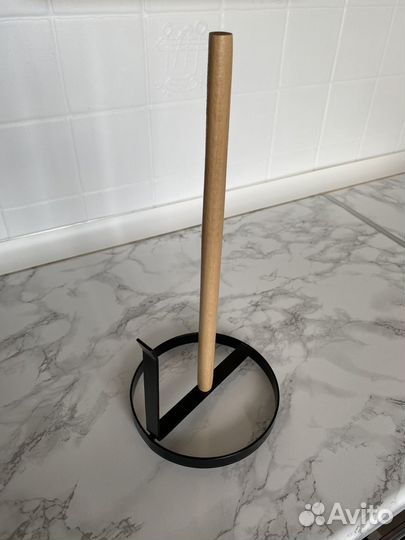 Держатель для бумажных полотенец