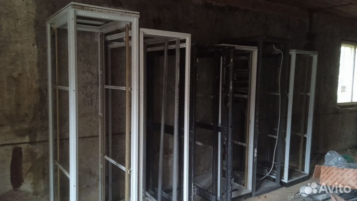 Шкафы серверные бу