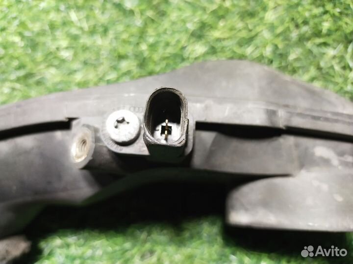 Патрубок воздушного фильтра Volkswagen Passat B5 V