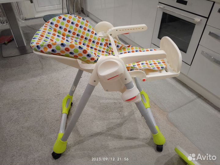 Стул для кормления Chicco Polly