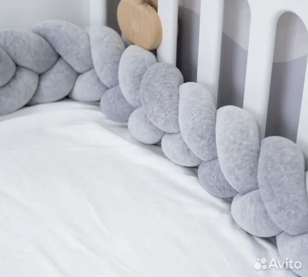 Бортик в кроватку косичка