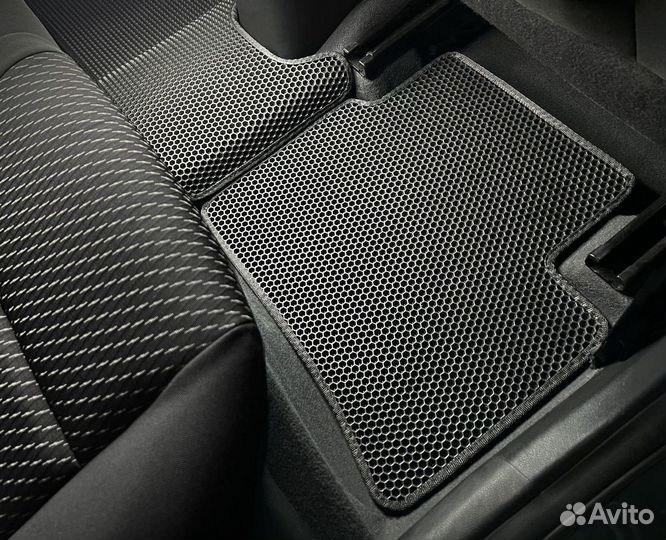 Автомобильные коврики eva
