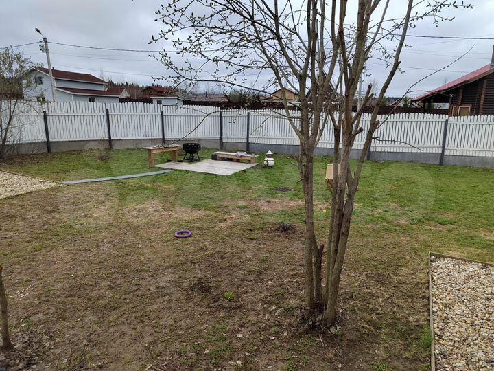 Дом 98 м² на участке 8,5 сот.