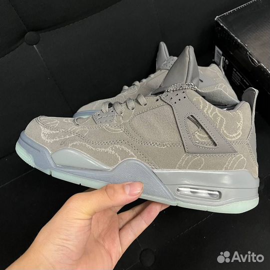 Превосходные кроссовки Nike Kaws 41-43, новинка