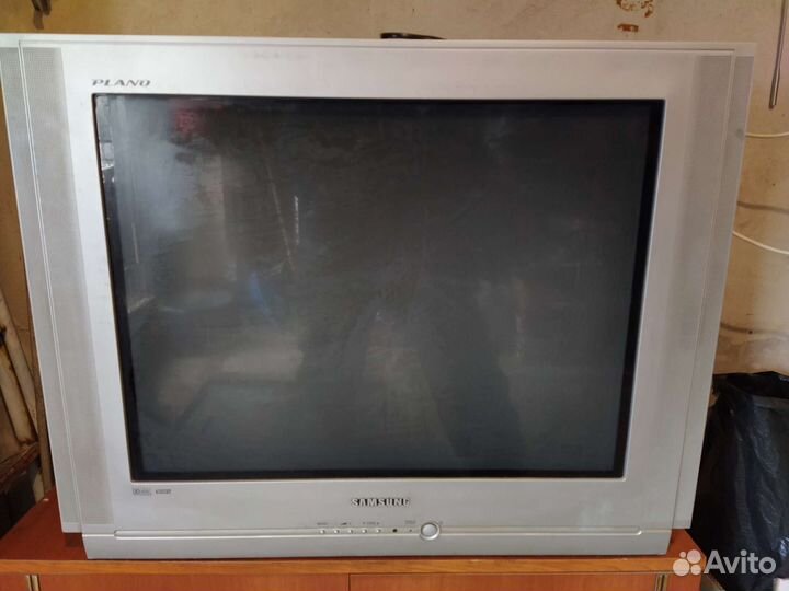 Телевизор samsung