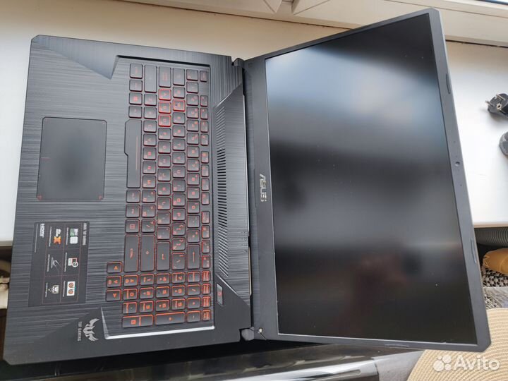 Игровой ноутбук asus