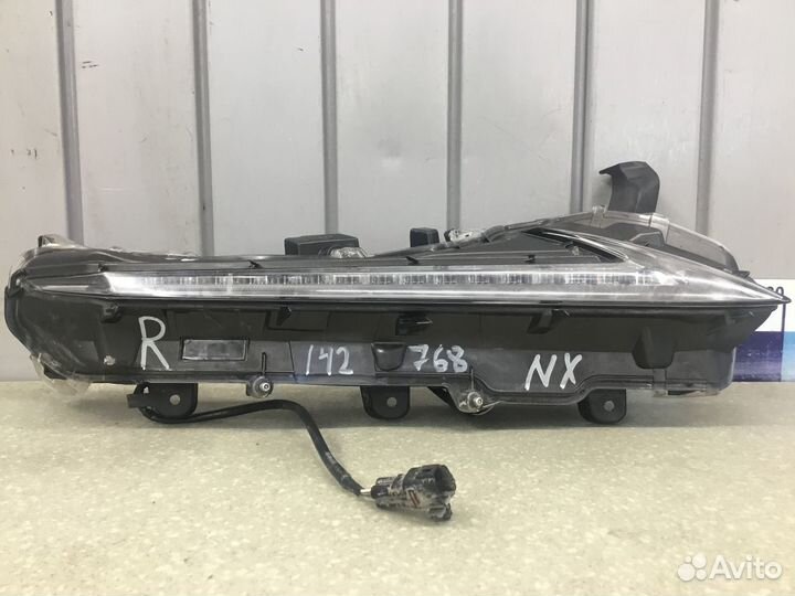 Фара противотуманная правая Lexus NX 200 300H 2014