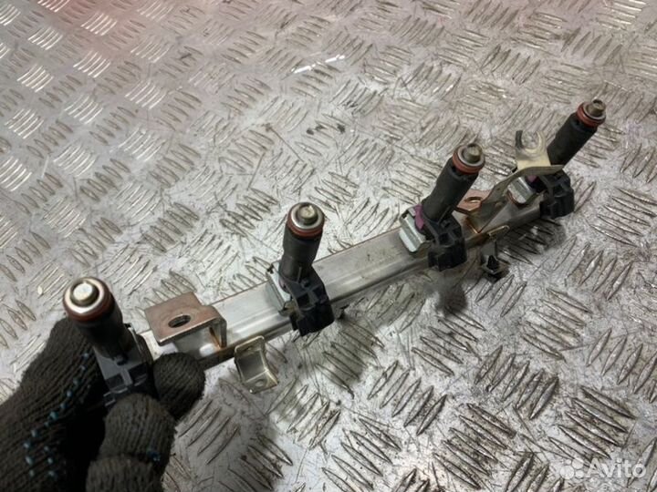 Форсунка топливная Daewoo Gentra B15D2