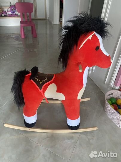 Качалка лошадь