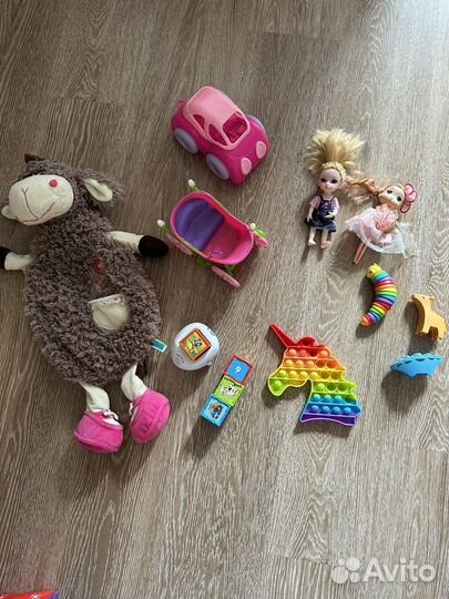 Развивающие игрушки пакетом