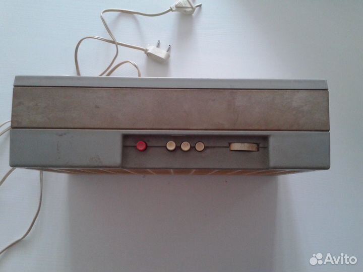 Приемник трехпрограммный