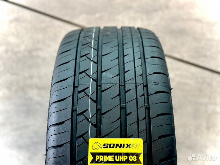 Sonix Prime UHP 08 225/55 R18