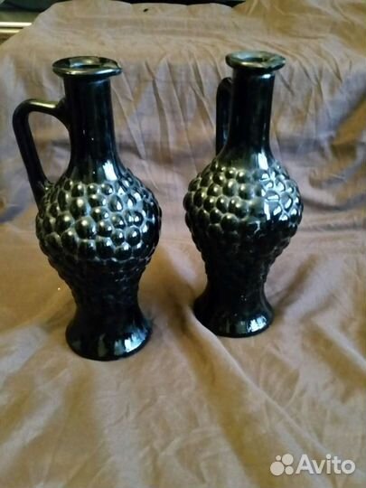 Графины, кувшины и стаканы