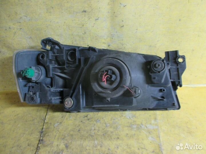 Фара Mazda Demio DW3W (Левое)