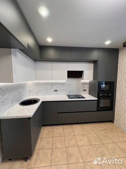 Кухонный гарнитур / угловая кухня