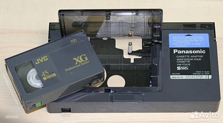 Кассетный адаптер VHS-C JVC