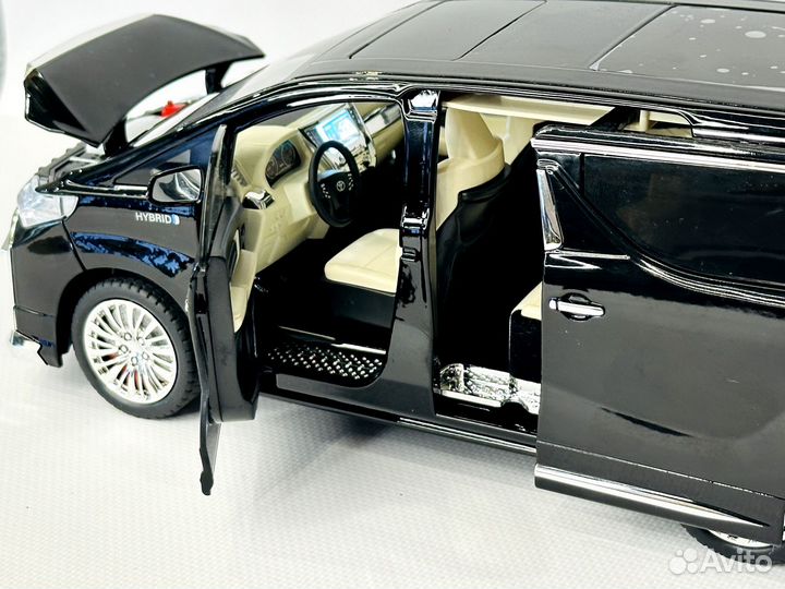 Инерционная машинка Toyota Alphard 1:18 металл